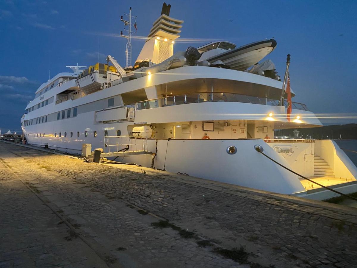 Мarelis Luxe Port Apartment Warna Exterior foto
